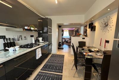 Apartament cu 4 camere semidecomandat în Micălaca - 5