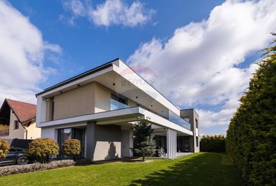 Casă cu 9 camere cu Teren 500 Mp în Stupini - 49