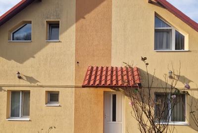 Casa moderna, cu livada, foi?or ?i garaj, Pucioasa, Dambovita - 9