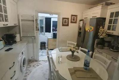 Apartament 2 camere + boxa, etaj intermediar, 56 mp, Siret