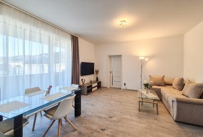 Apartament cu 2 camere semidecomandat, mobilat în Florești