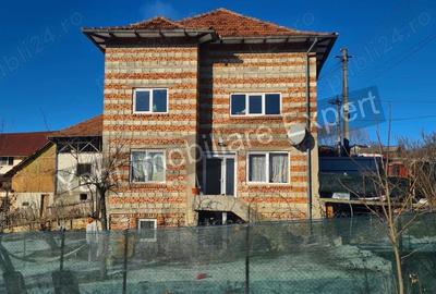 Casă în Vernești - 1