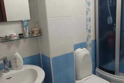 Casă cu Teren 698 Mp în Albert