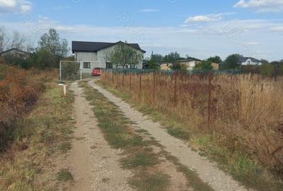 Teren de 550 mp, în Central - 6