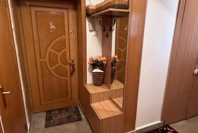 Apartament cu 2 camere semidecomandat în Titan