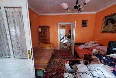 Casă cu 3 camere în Pârneava - 10