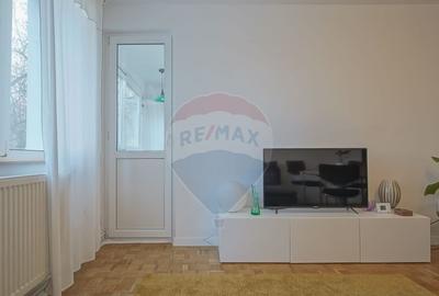 Apartament cu 3 camere de inchiriat B-dul Victoriei - 15