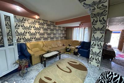 Casă cu 4 camere cu Teren 196 Mp în Plantelor - 9