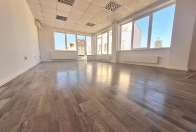 Birou, de 200 mp, în Central - 3