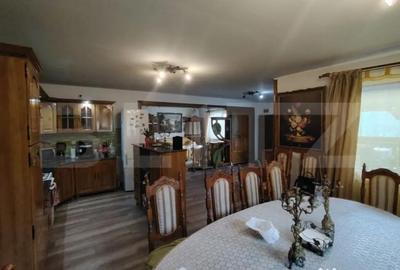 Casă cu 5 camere cu Teren 1090 Mp în Târnăveni - 4