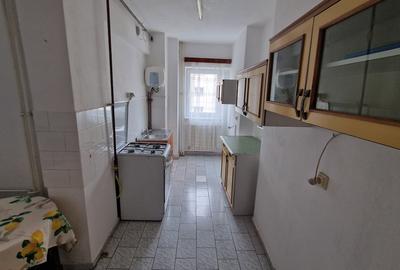 Garsonieră decomandată, mobilată în 13 Decembrie - 7