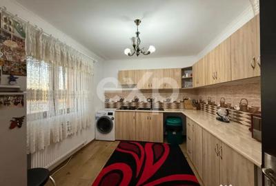 Casă cu 5 camere cu Teren 1019 Mp în Sascut - 14