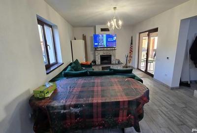Casă cu 5 camere cu Teren 1270 Mp în Izvoarele - 8