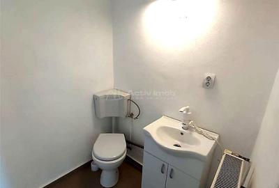 Spațiu comercial, de 70 mp, în Central - 5