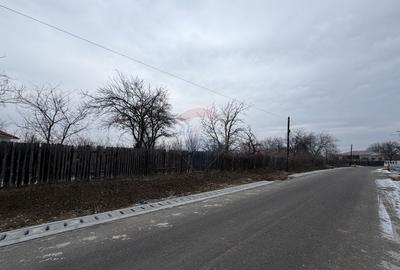 Teren de 600 mp, în Cândești - 10