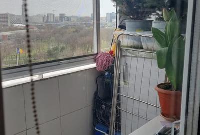 Apartament cu 4 camere semidecomandat în Crângași - 11