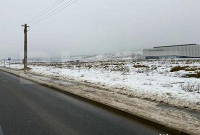 Teren de 1942 mp, în Unirea - 4