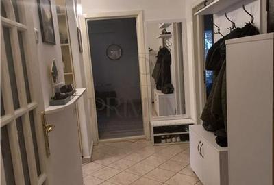 Apartament cu 3 camere decomandat, mobilat în Lipovei - 9