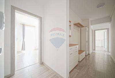 Apartament cu 2 camere decomandat, mobilat în Tractorul - 5