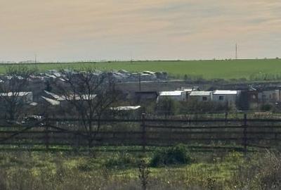 Teren intravilan cu puz Valu lui Traian pe partea dreaptă - 3