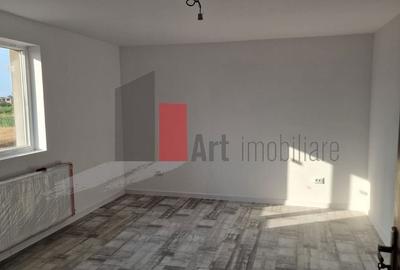 Casă cu 4 camere în Drăgănescu - 2