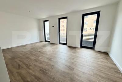 Apartament cu 3 camere decomandat în Cetate - 3