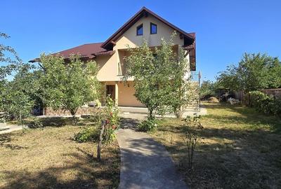 Casă cu 5 camere cu Teren 3552 Mp în Bălușeni - 7