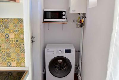 Apartament cu 3 camere decomandat, mobilat în Ultracentral