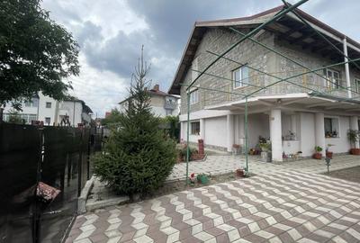 Casă cu 4 camere în Central - 3