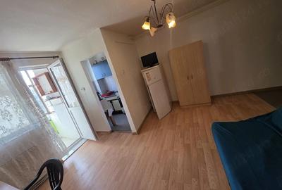 Garsonieră semidecomandată în Dacia