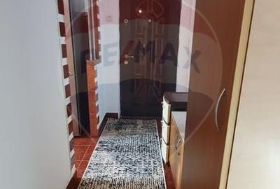 Apartament cu 2 camere, mobilat în Sud-Vest - 4