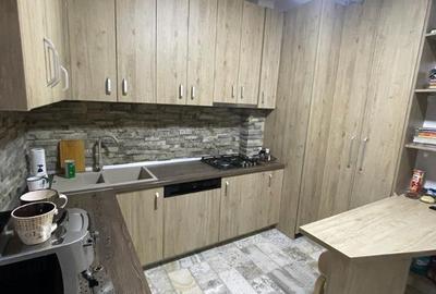 Casă cu 4 camere cu Teren 700 Mp în Grădiște - 3