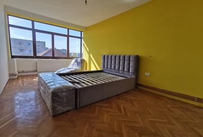 Apartament cu 6 camere decomandat, mobilat în Elisabetin - 14