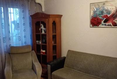 Apartament cu 3 camere decomandat în Exterior Vest - 1