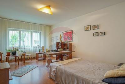 Spa?iu de birouri de 65 mp Racadau - 2