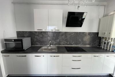 Apartament 2 camere, + loc parcare, etaj 2, zona Tractorul - Coresi - 5