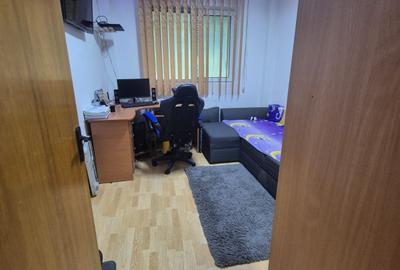 Aparatorii Patriei metrou - 3 camere , 2 bai Aparatorii Patriei metrou - 3 camere , 2 bai - 3