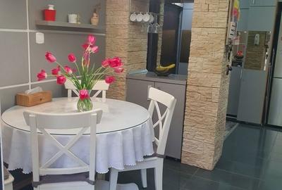 Apartament cu 3 camere decomandat în Popoveni - 7