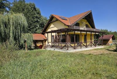 Casa de vacanta in inima padurii, 150 mp/utili, teren 1960 mp, Vulcan - 4