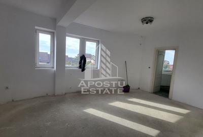 Casă cu 5 camere cu Teren 600 Mp în Mehala - 2