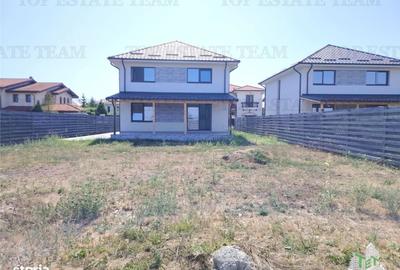 Casă cu 4 camere în Ostratu - 8