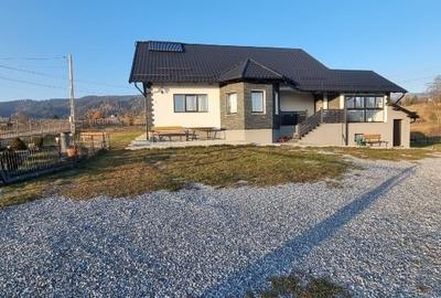 Casă de vânzare la munte - 1