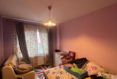 Apartament de 3 camere, 65 mp, strda Crizantemelor - 5