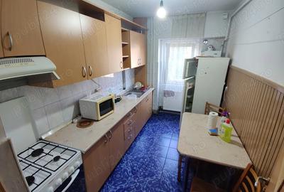 Inchiriez apartament 2 camere decomandate - 3