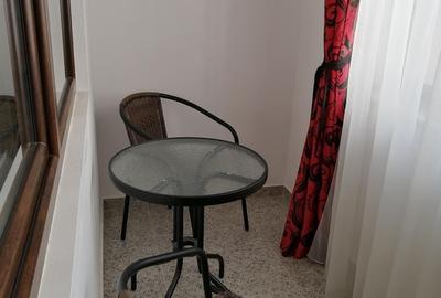 Apartament cu 3 camere decomandat, mobilat în Tractorul - 7