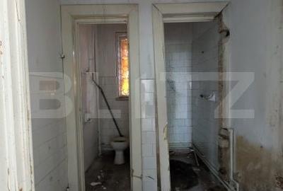 Casă cu 5 camere cu Teren 1216 Mp în Central - 11