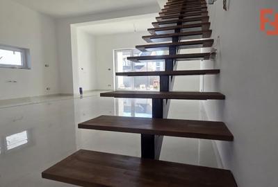 Duplex cu 4 camere cu Canalizare în Moșnița Nouă - 11