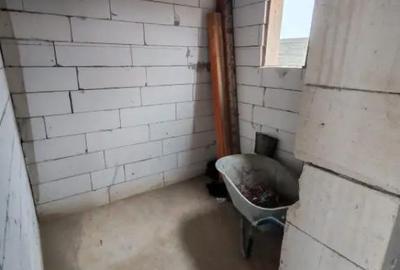Casă cu 4 camere cu Teren 450 Mp în Malu Mare - 5
