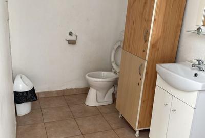 Spațiu comercial, de 80 mp, în UTA - 4
