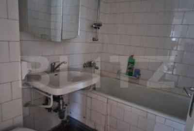 Casă cu 6 camere cu Canalizare în Aurel Vlaicu - 9